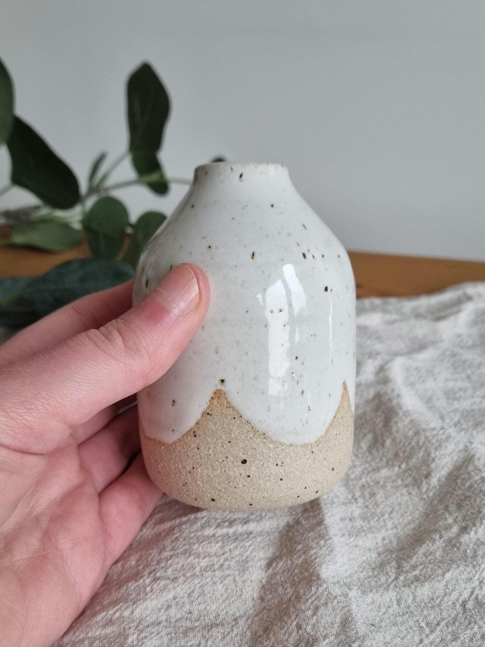 Scalloped White Reed Diffuser