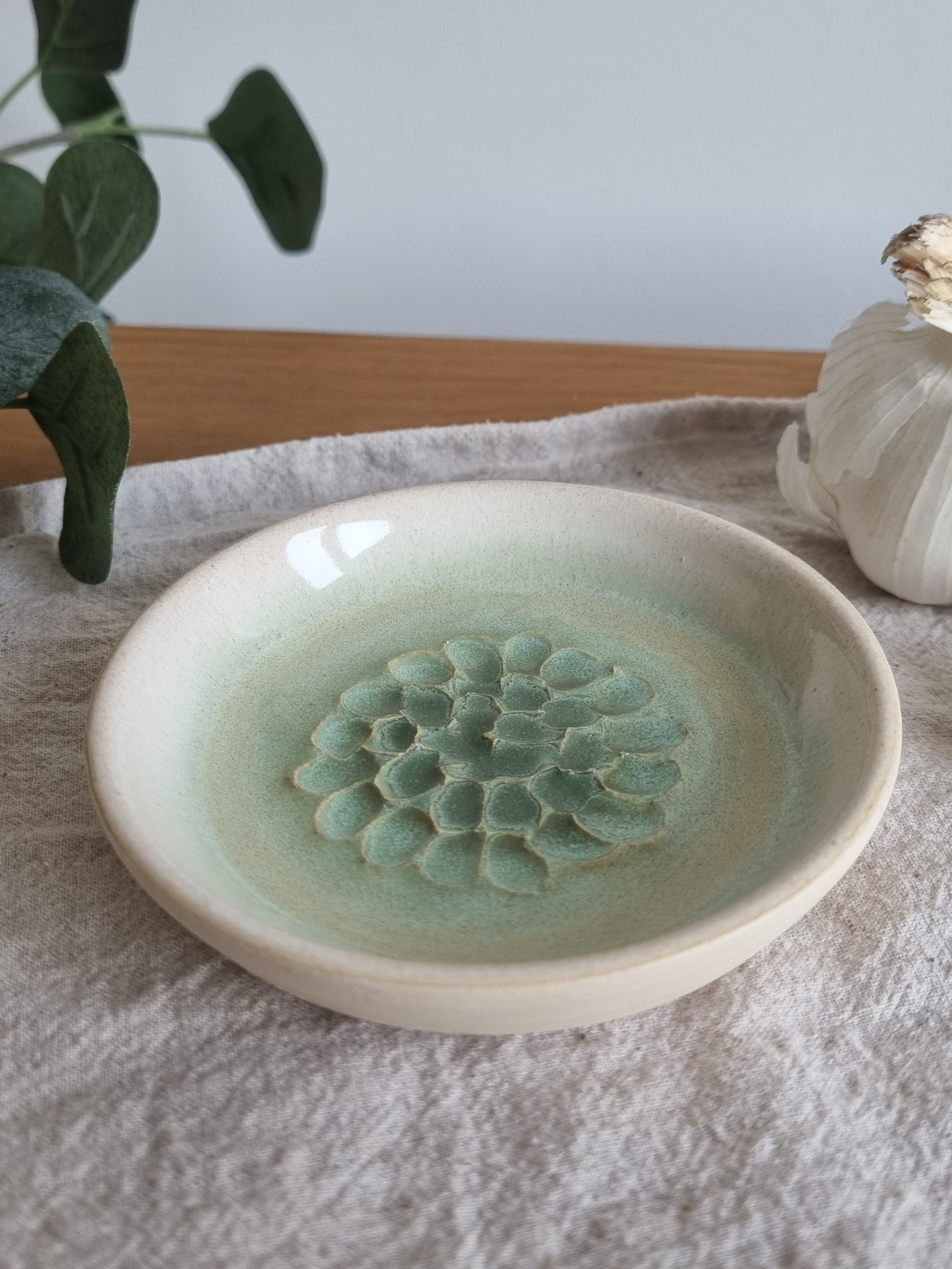 Green and White Ceramic Garlic Grater