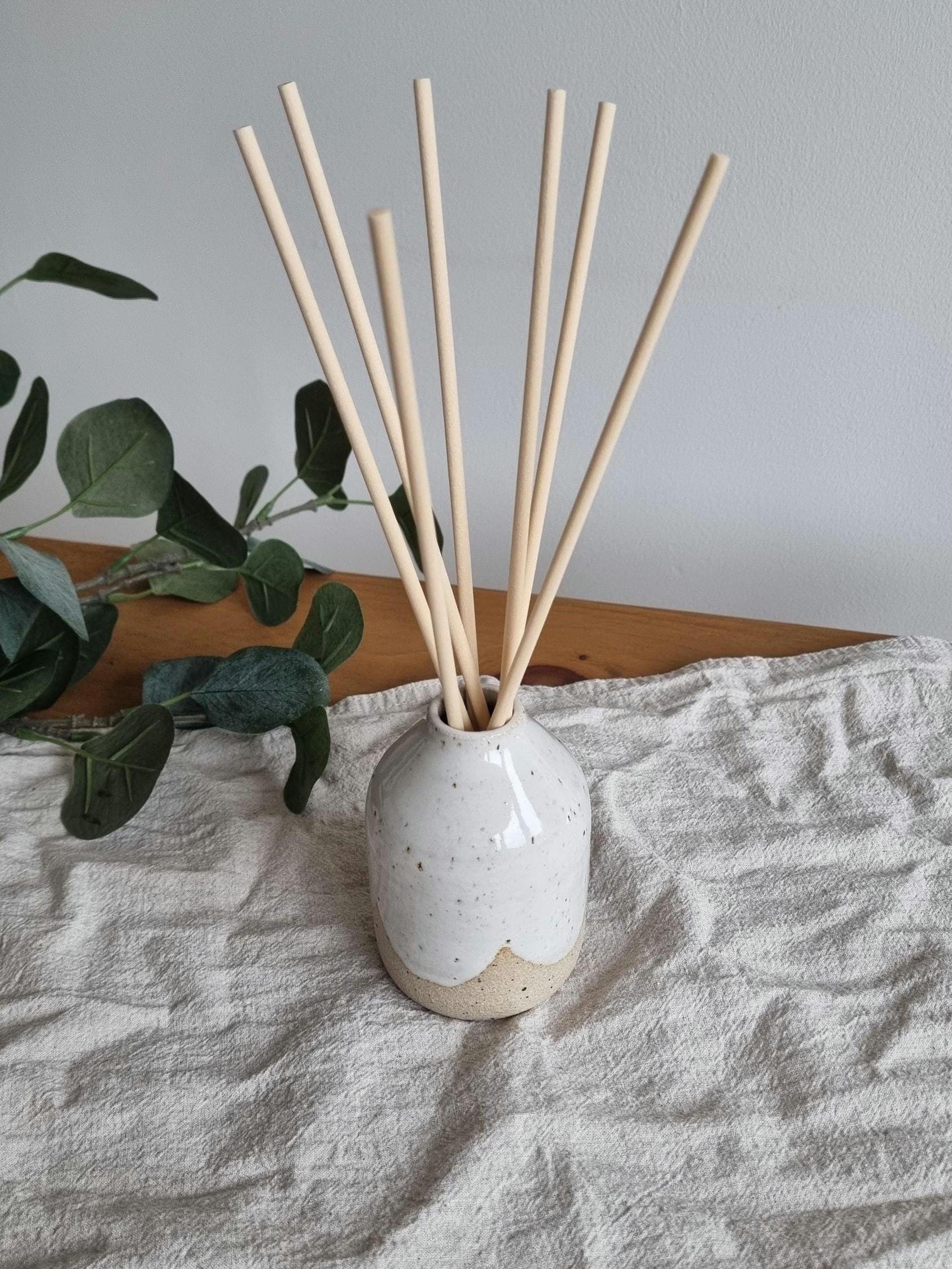 Scalloped White Reed Diffuser